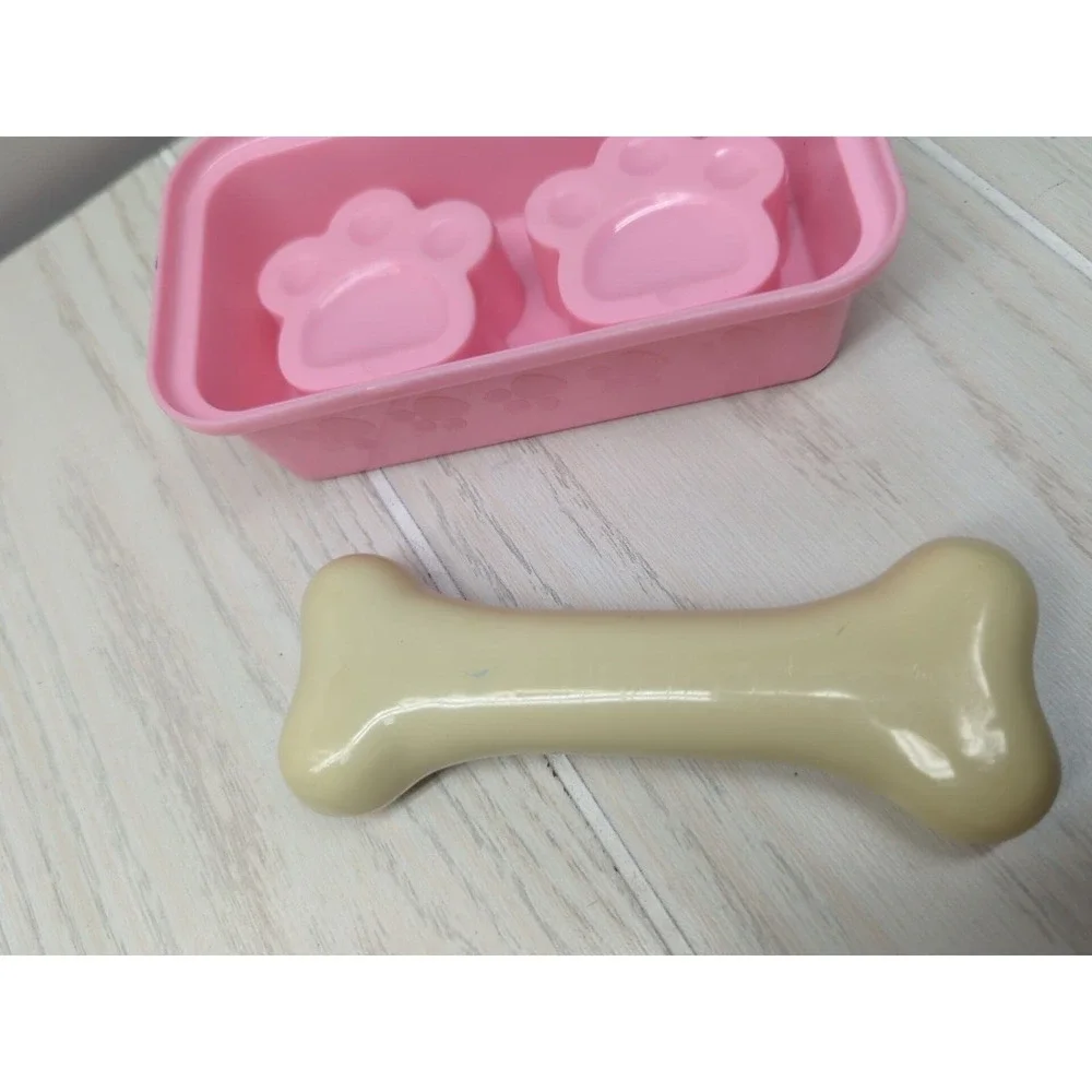 Build a Bear or Barbie Pink paws dog food water bowl and bone for plush puppy
